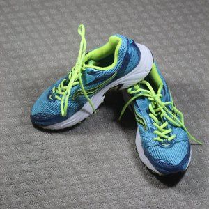 Saucony Grid Oasis 2 Womens Size 7.5Running Shoes S15287-2